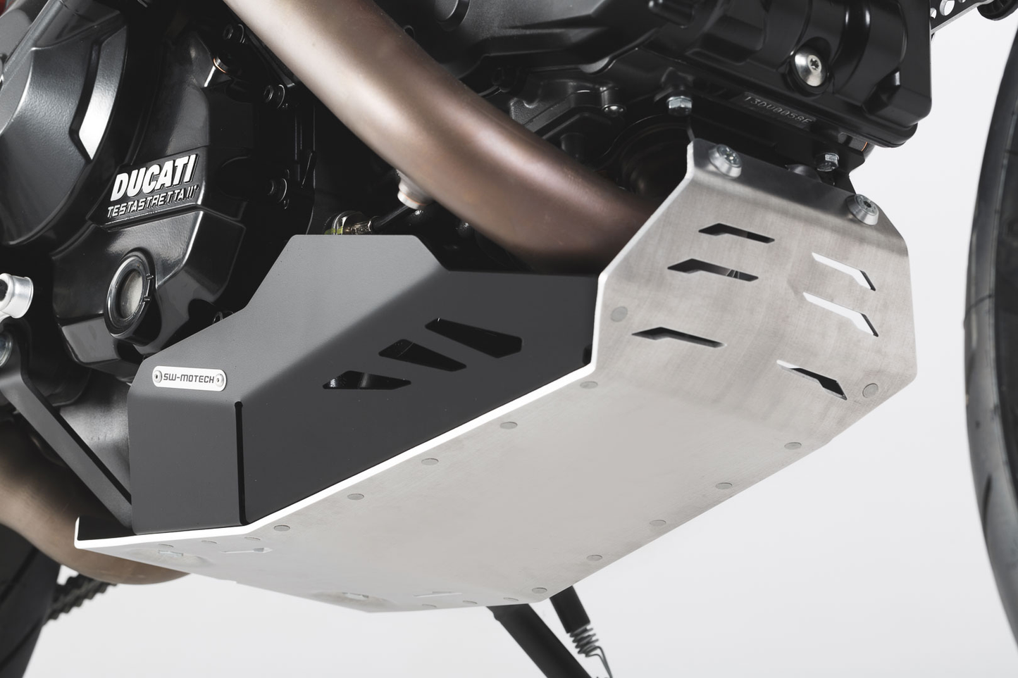 Paramotore per DUCATI HYPERMOTARD 821