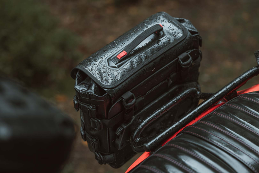 SysBag WP M con piastra di adattamento per DUCATI HYPERSTRADA 821 HYPERMOTARD 939 MULTISTRADA V2 950 V4 1200 950 1200 1260 SCRAMBLER 1100