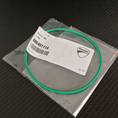 O-Ring inferiore del tappo del serbatoio originale ducati codice  88640111A