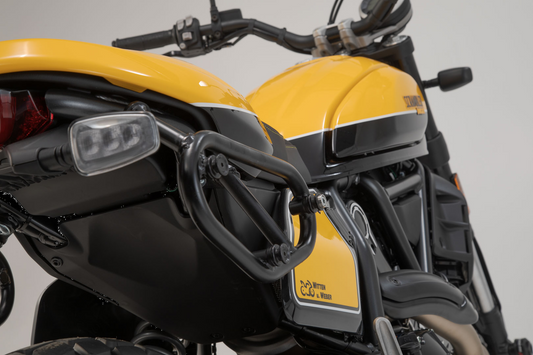 Supporto laterale SLC SW-MOTECH per DUCATI SCRAMBLER 803